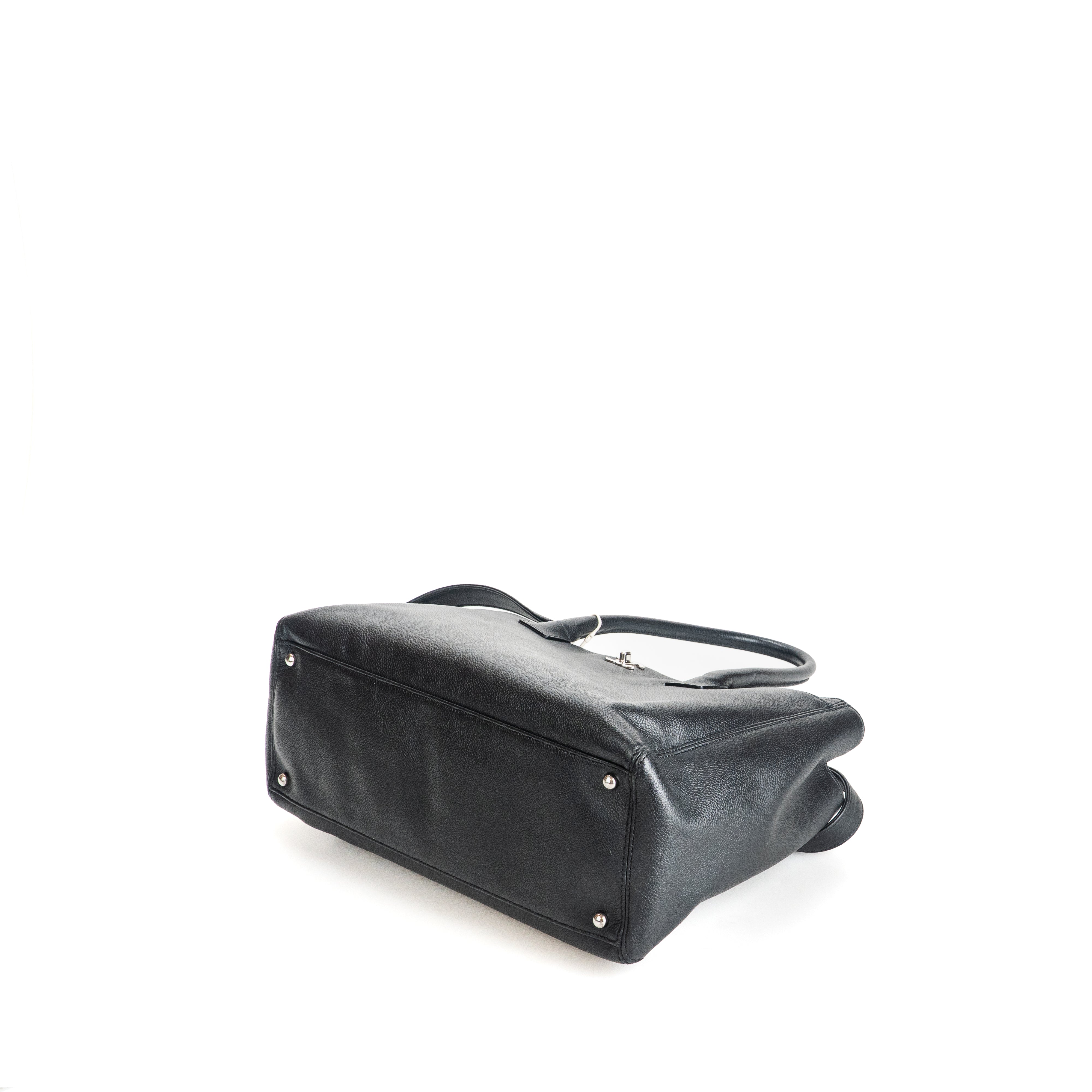 Executive Leder Shopper