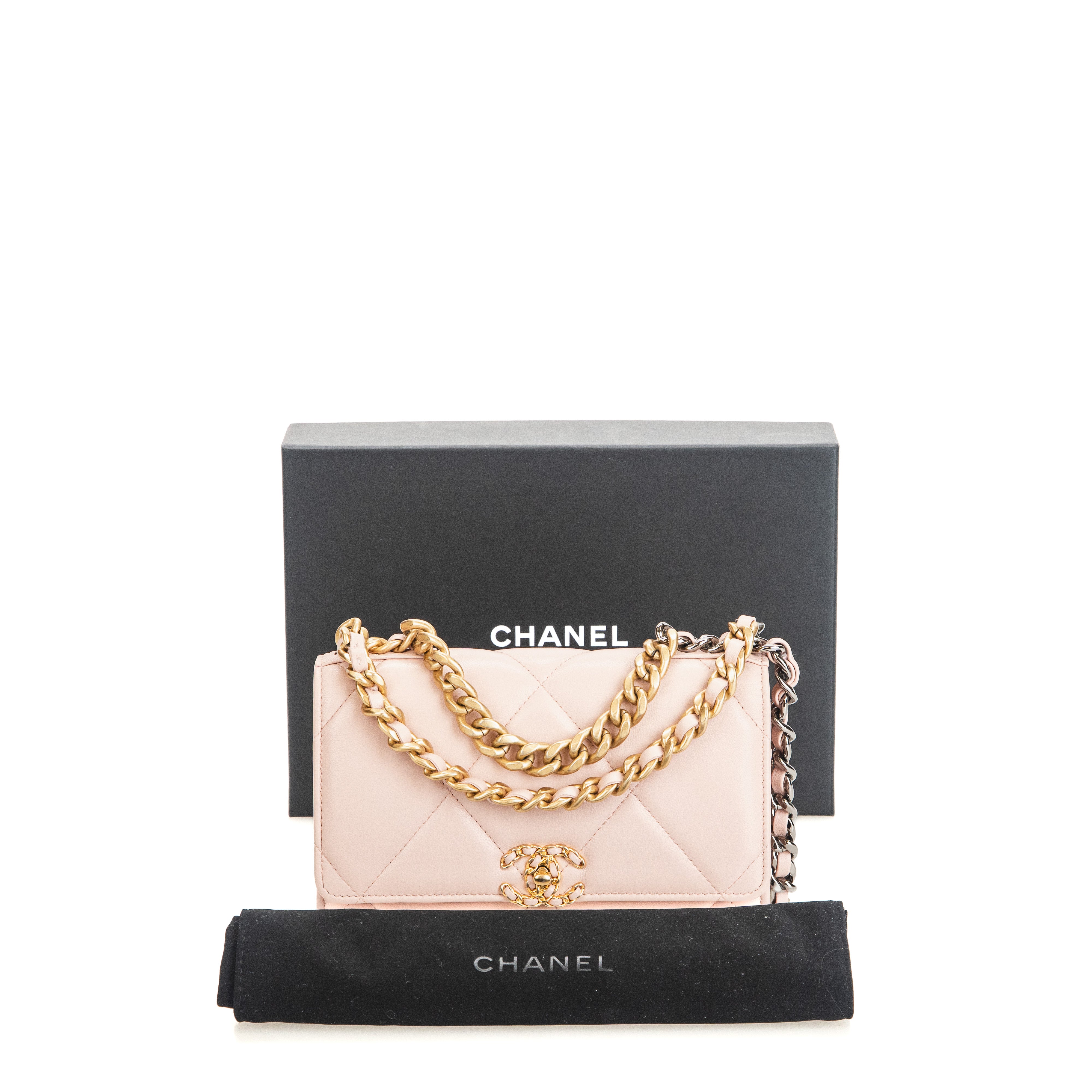Wallet on Chain 19