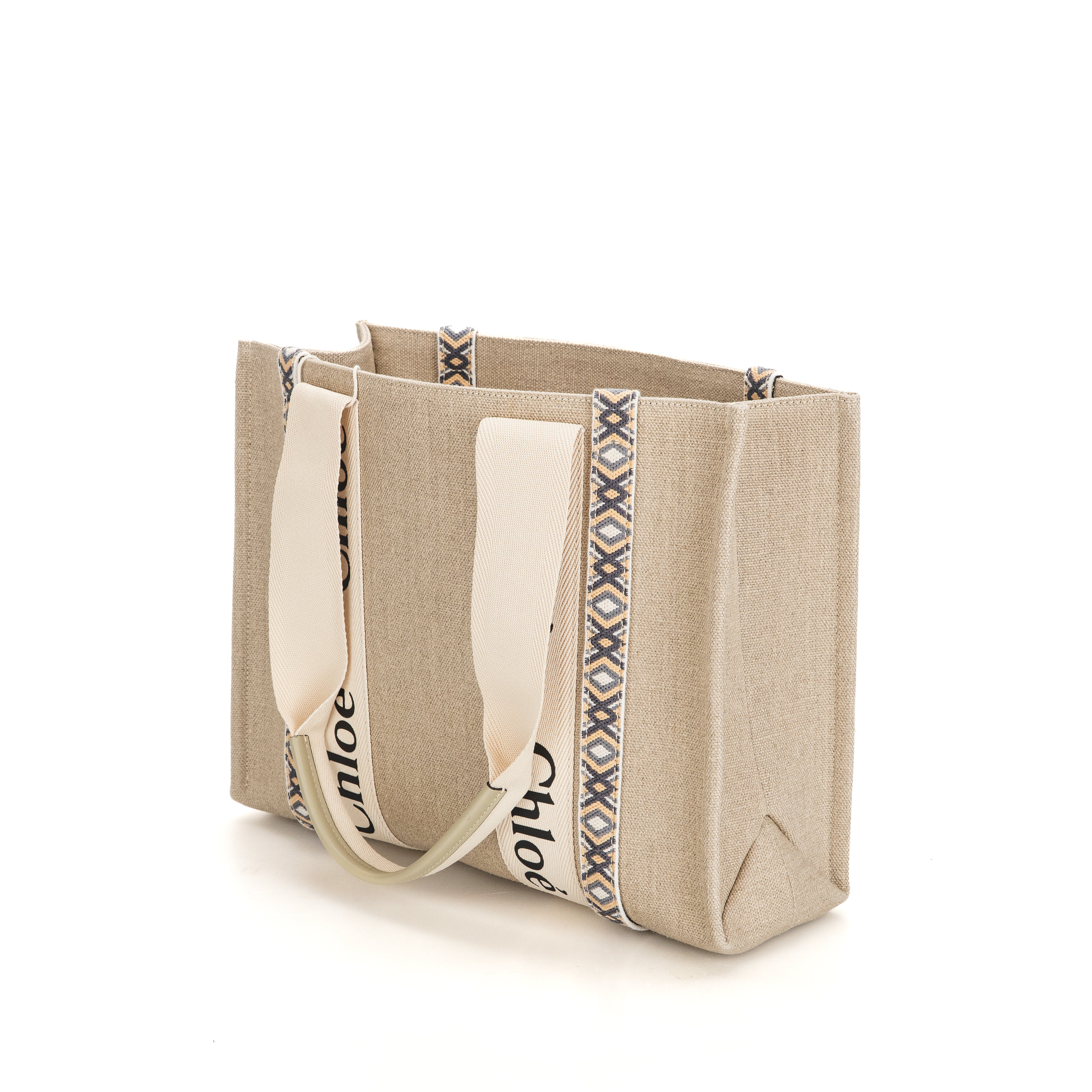 Woody Shopper