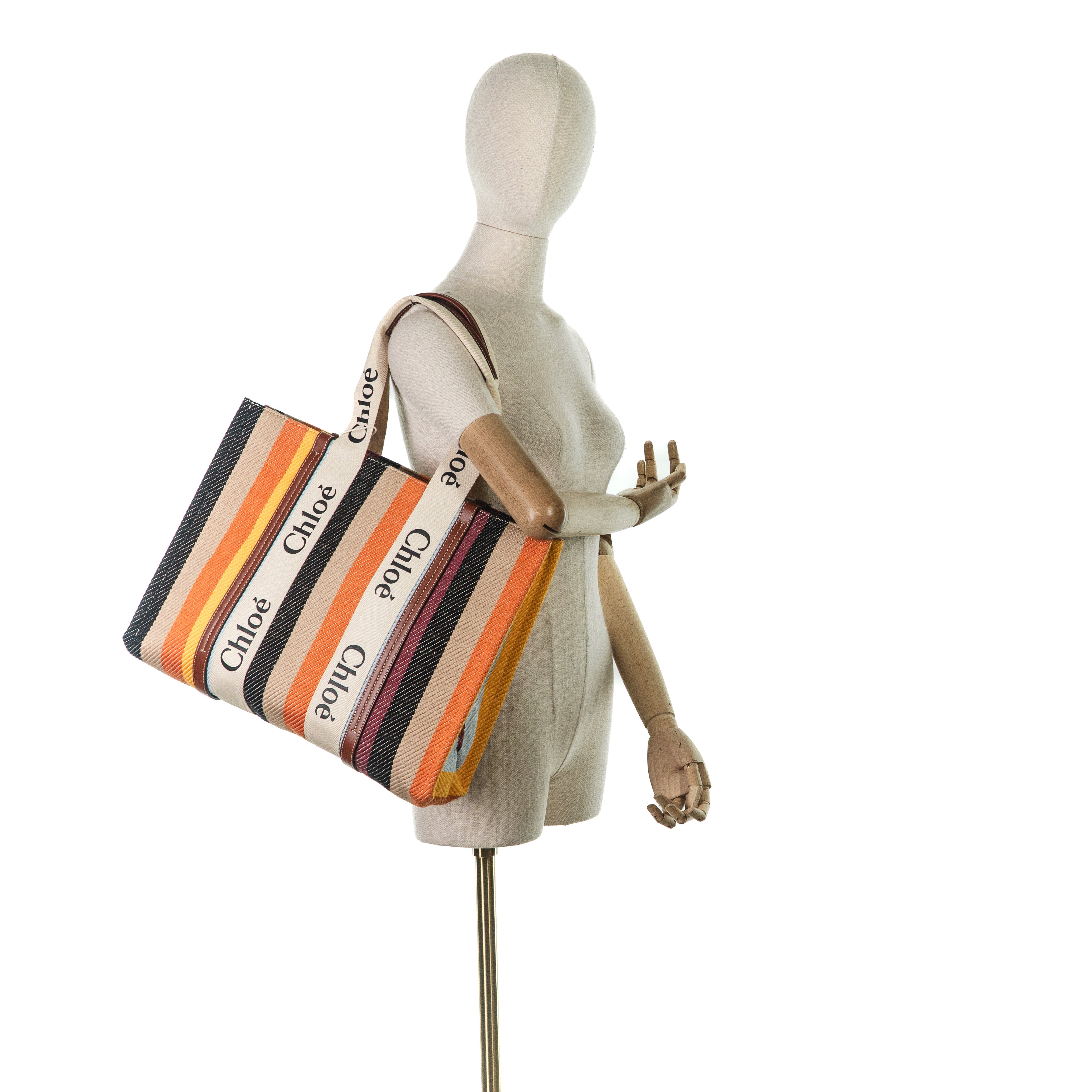 Woody Shopper
