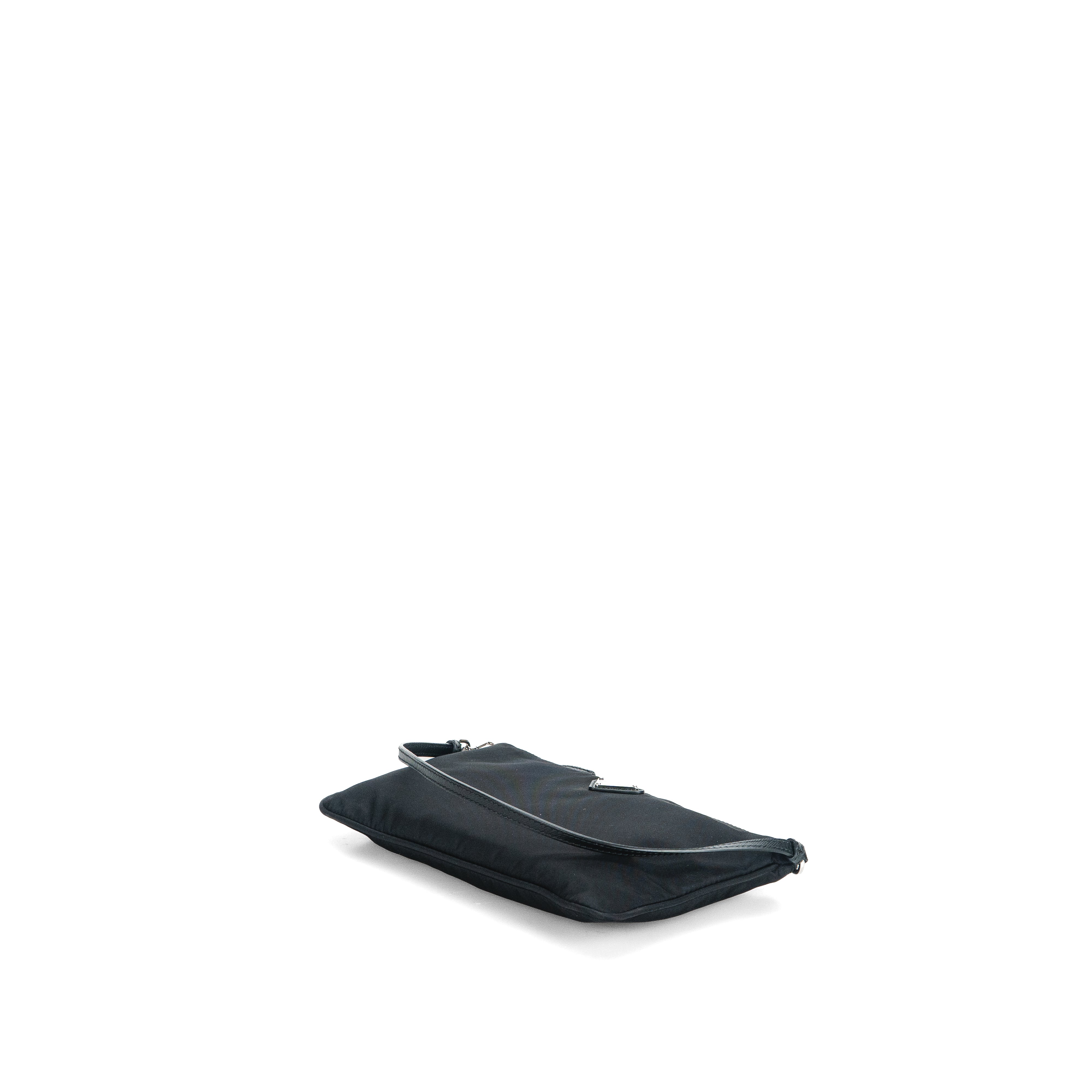 Nylon Pochette