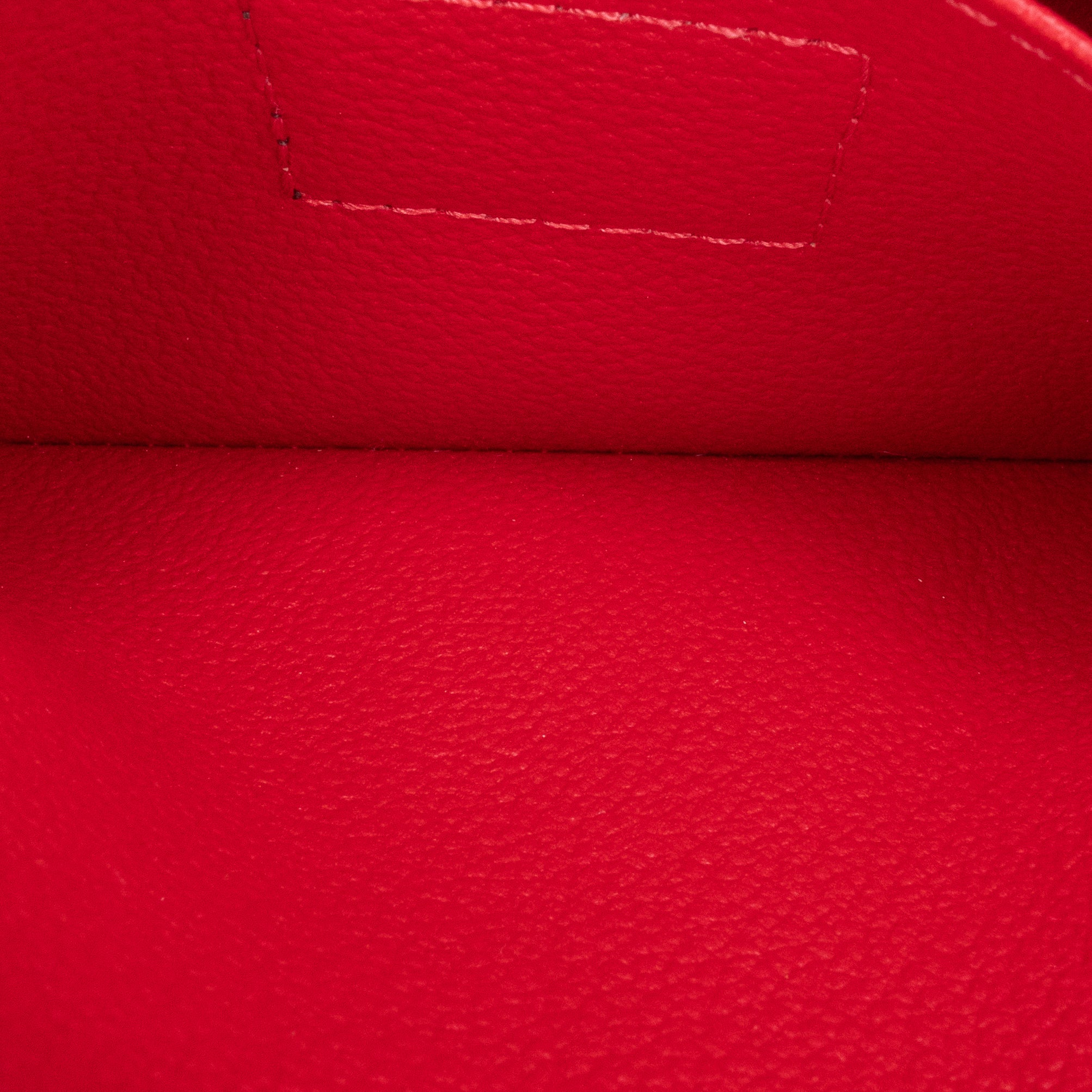 Cosmetic bag