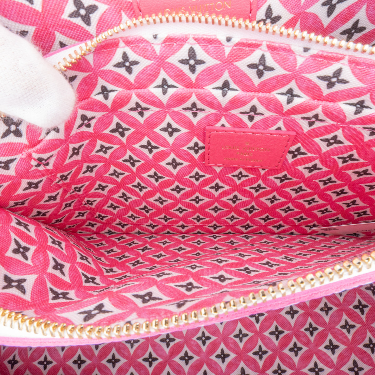 Neverfull MM By The Pool