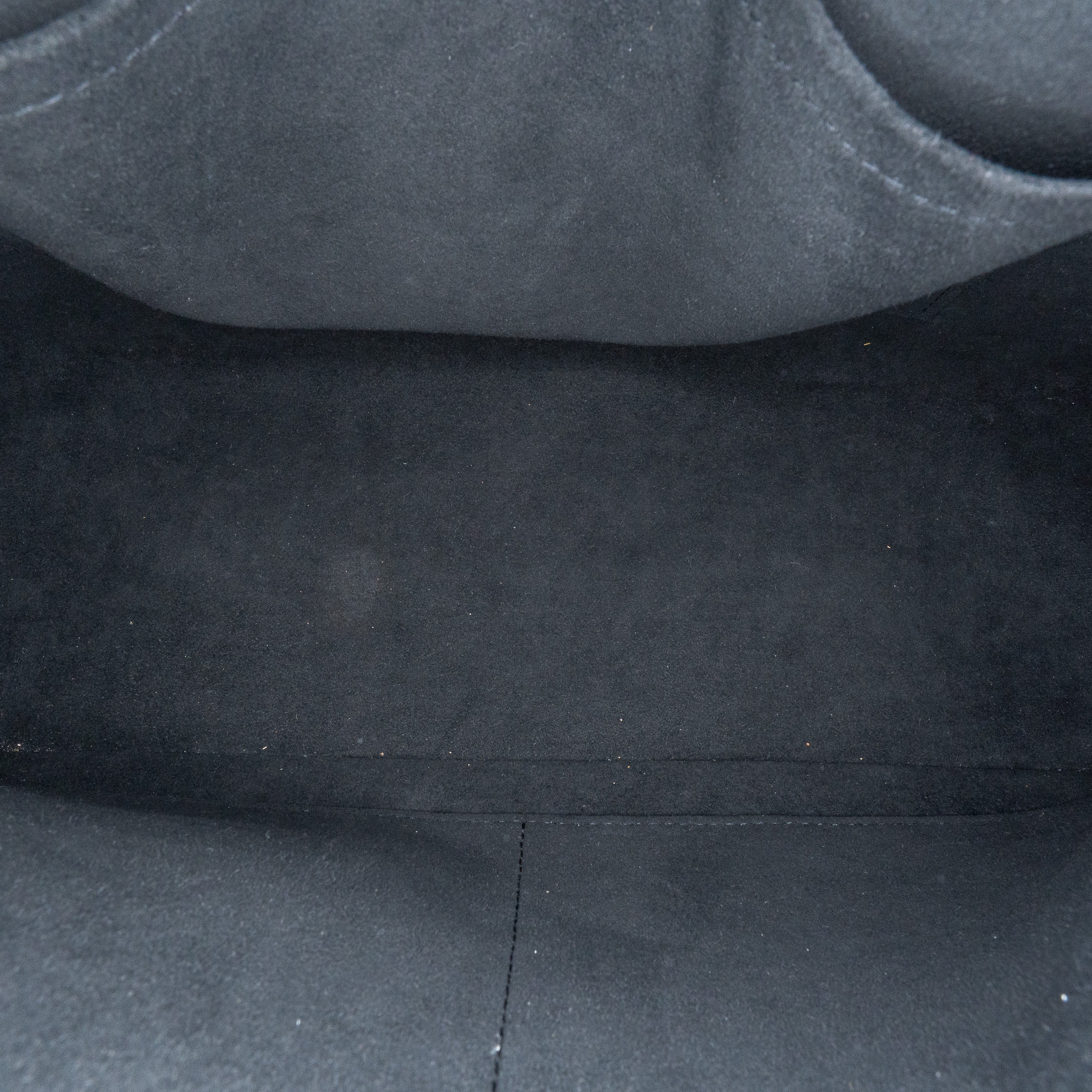 V Tote