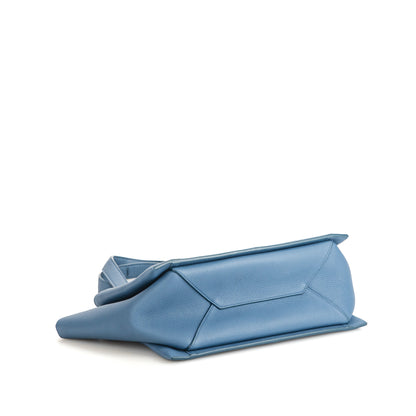 Trifold