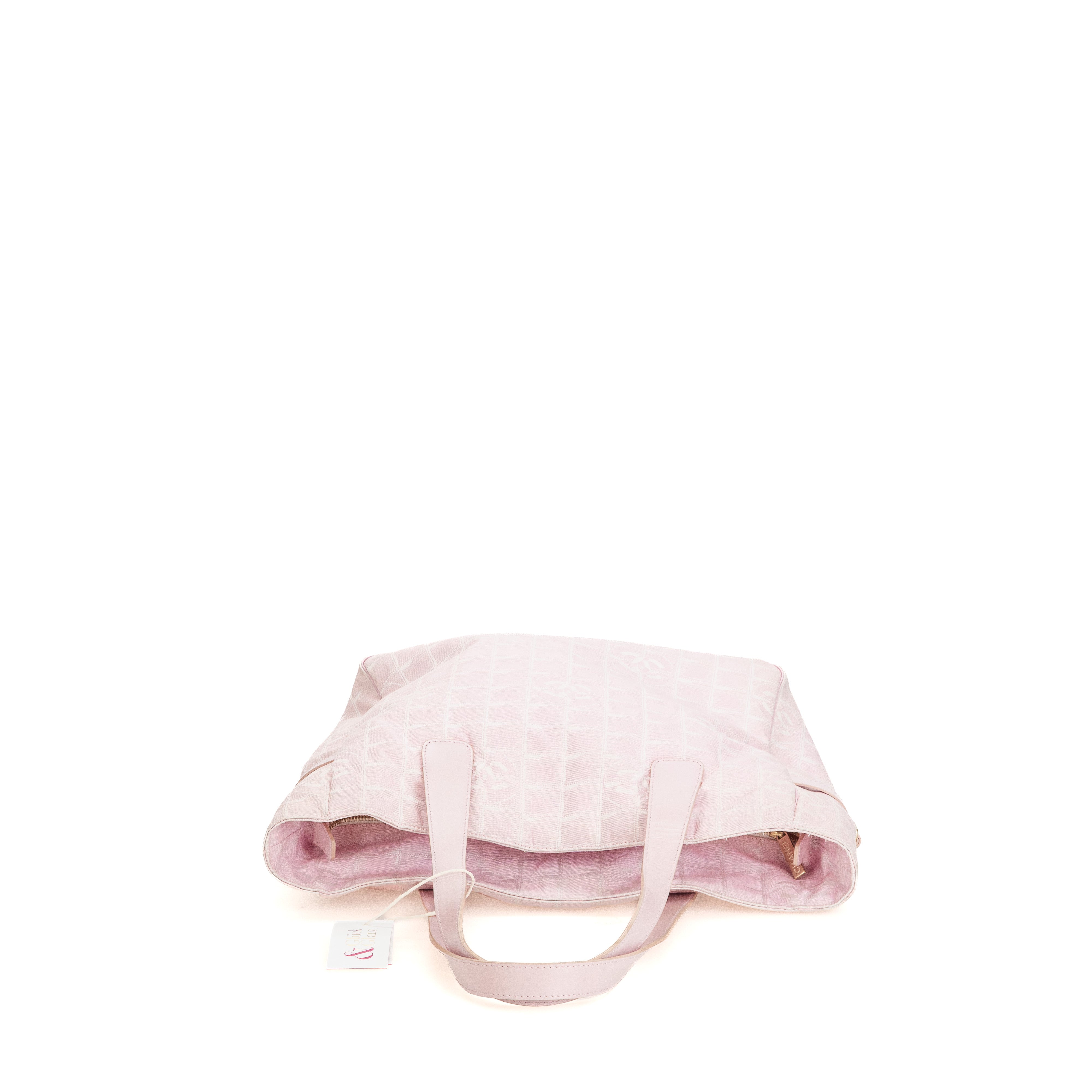 Travel Line Tote