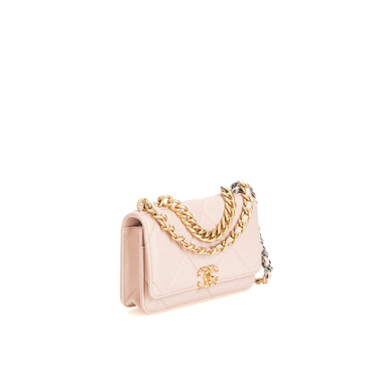 Wallet on Chain 19