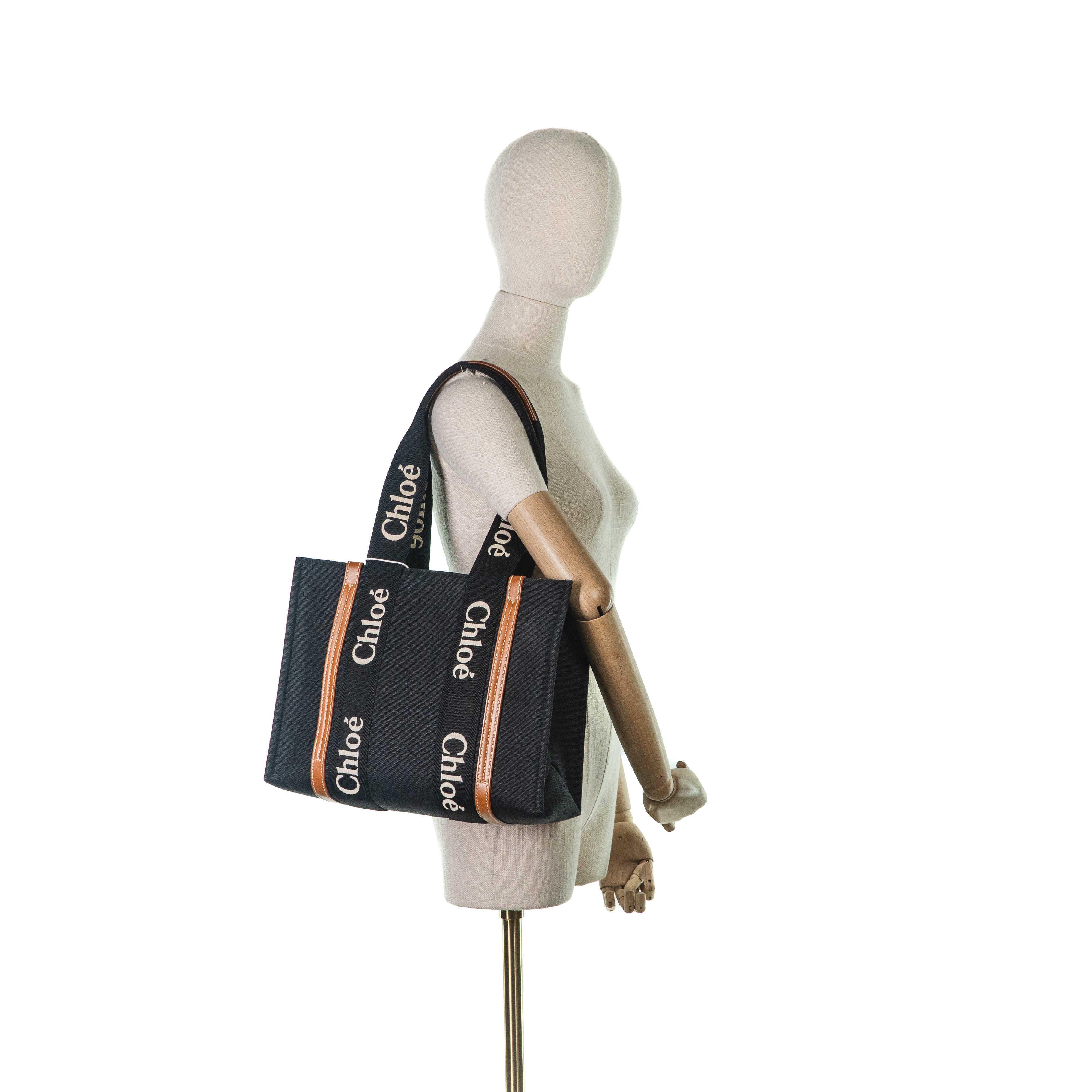 Woody Shopper