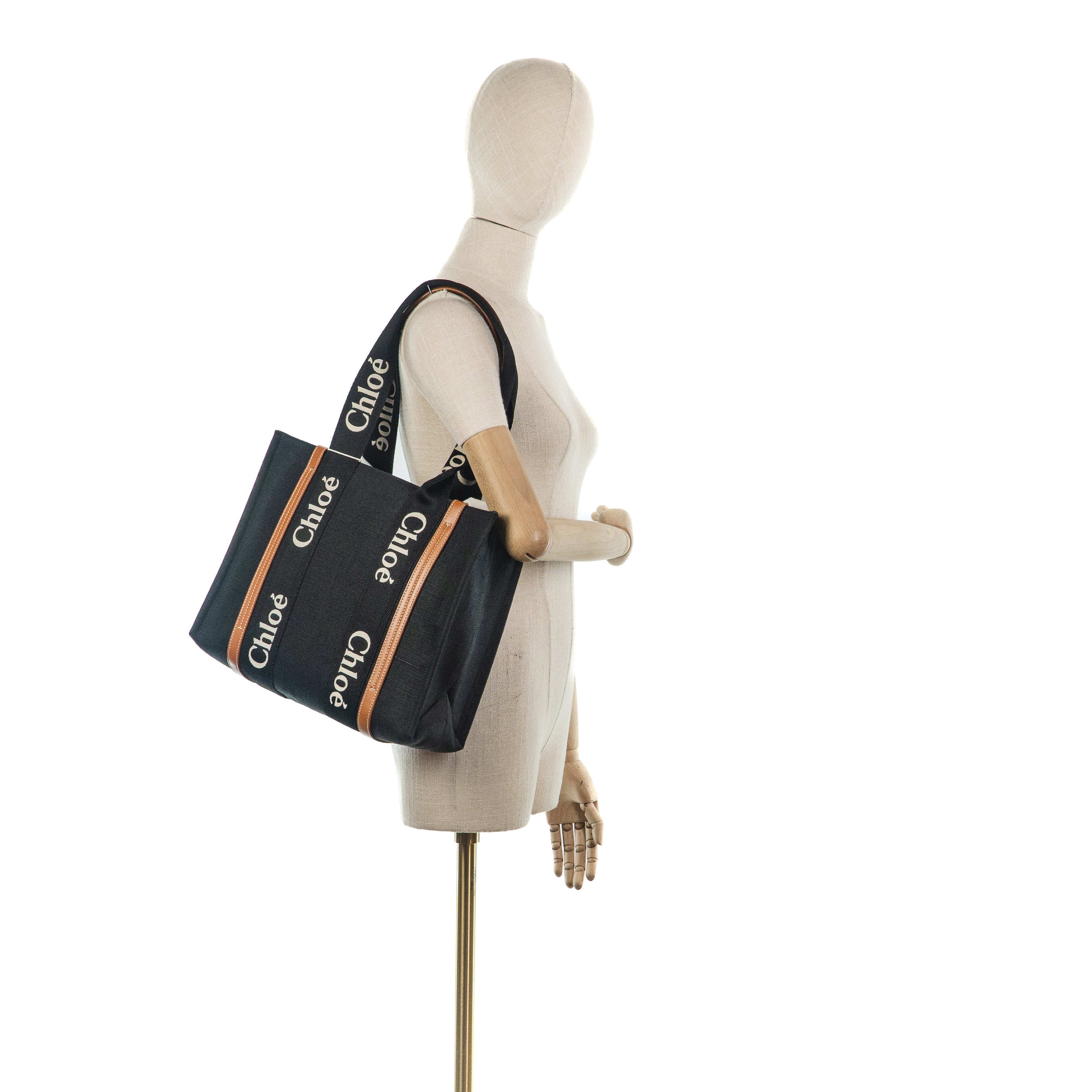 Woody Shopper