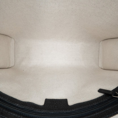 Pouch