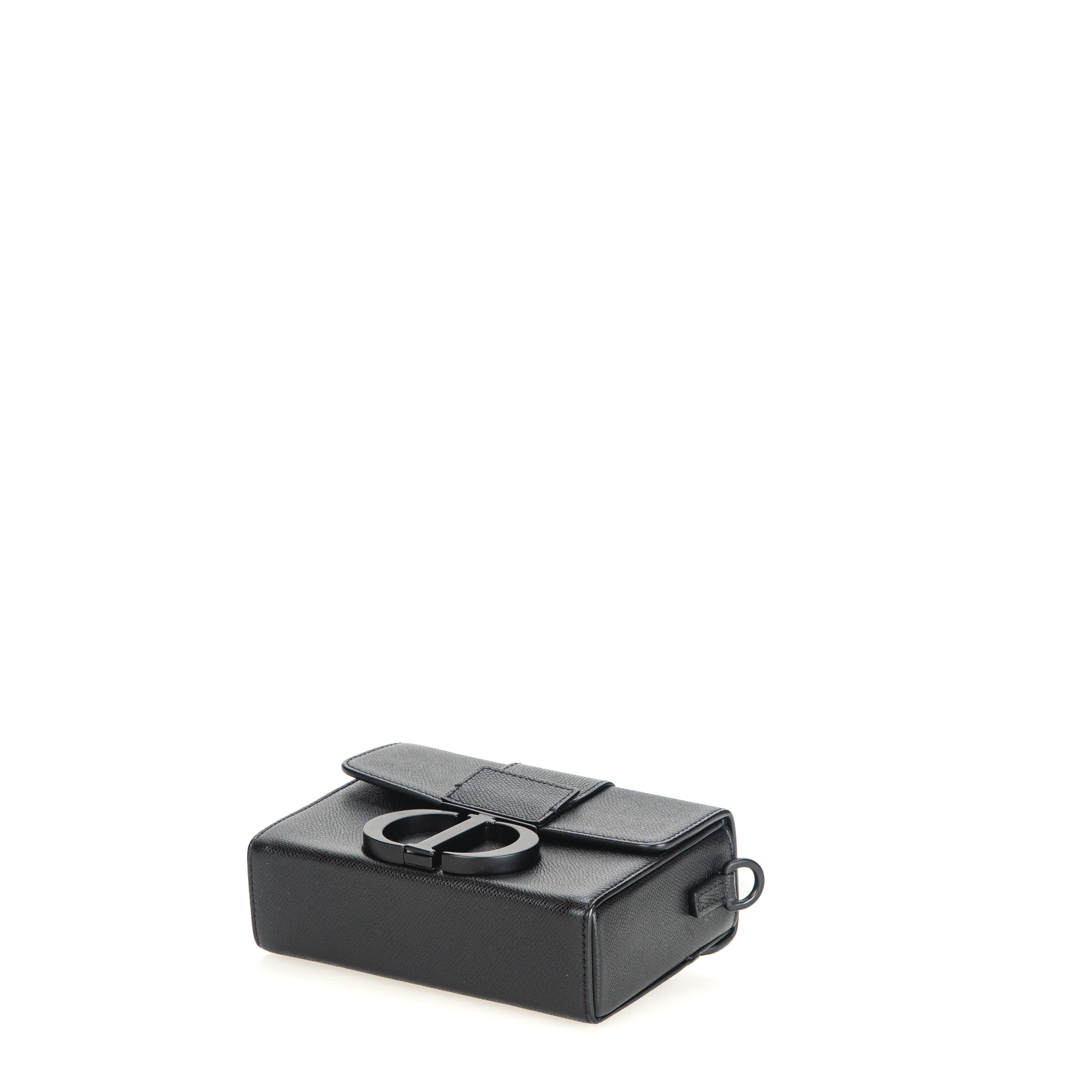 Dior - 30 Montaigne – Glück & Glanz CGN GmbH