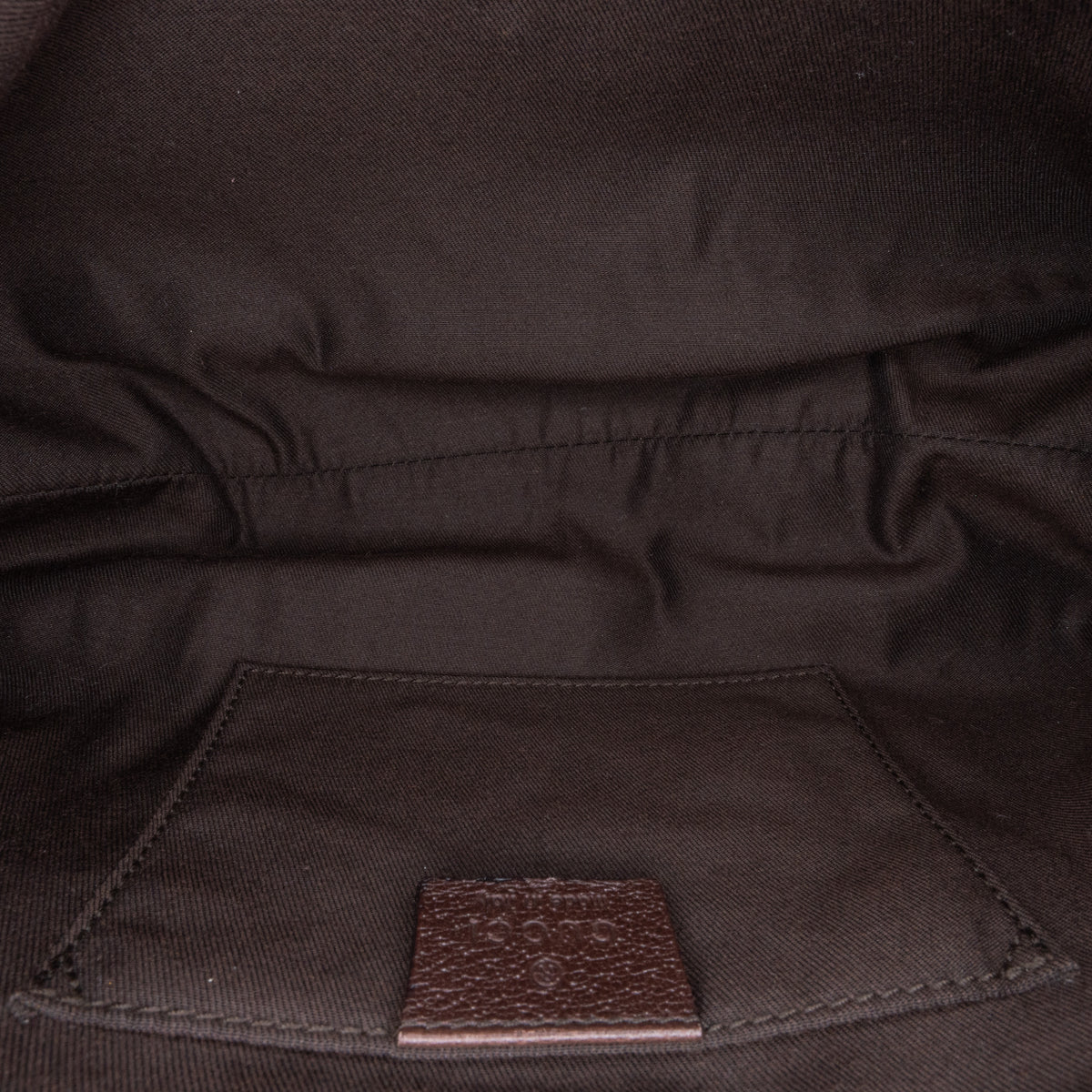 Abbey Pochette