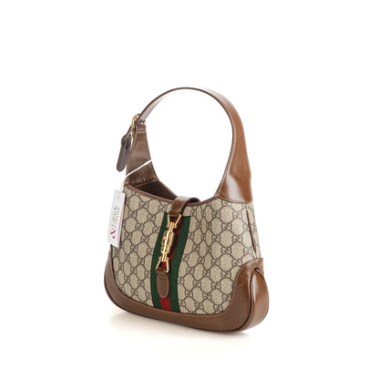 Jackie Medium