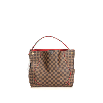 Carissa Hobo