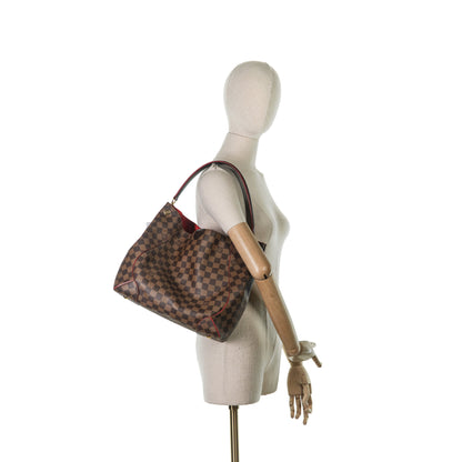 Carissa Hobo