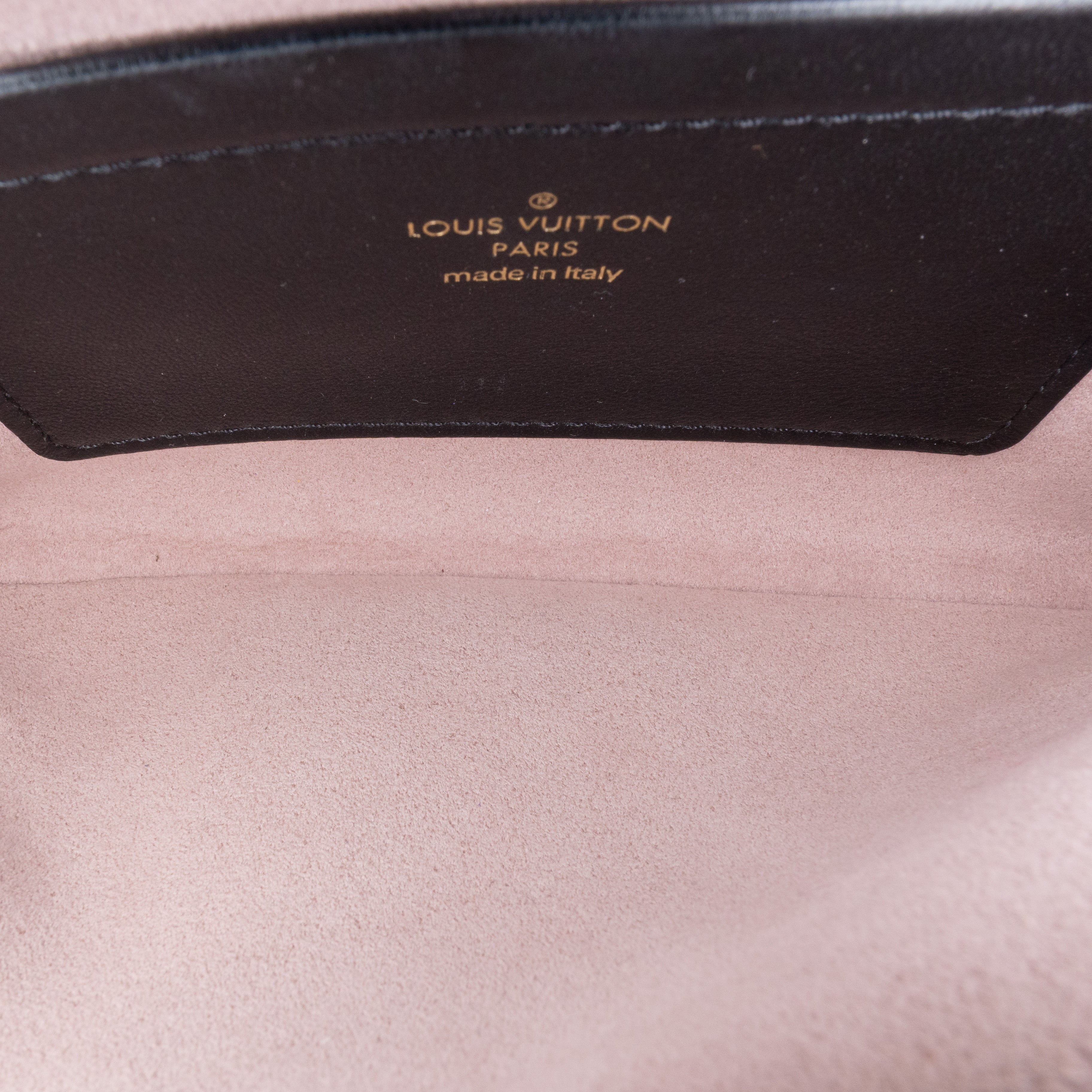 Louis Vuitton - Coussin Chain – Glück & Glanz CGN GmbH