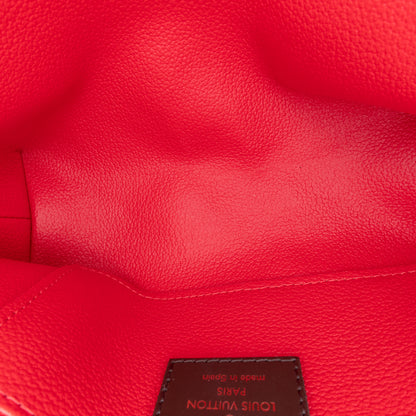 Cosmetic bag