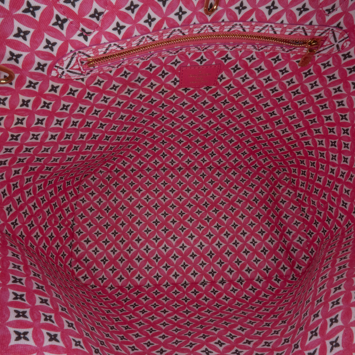 Neverfull MM By The Pool