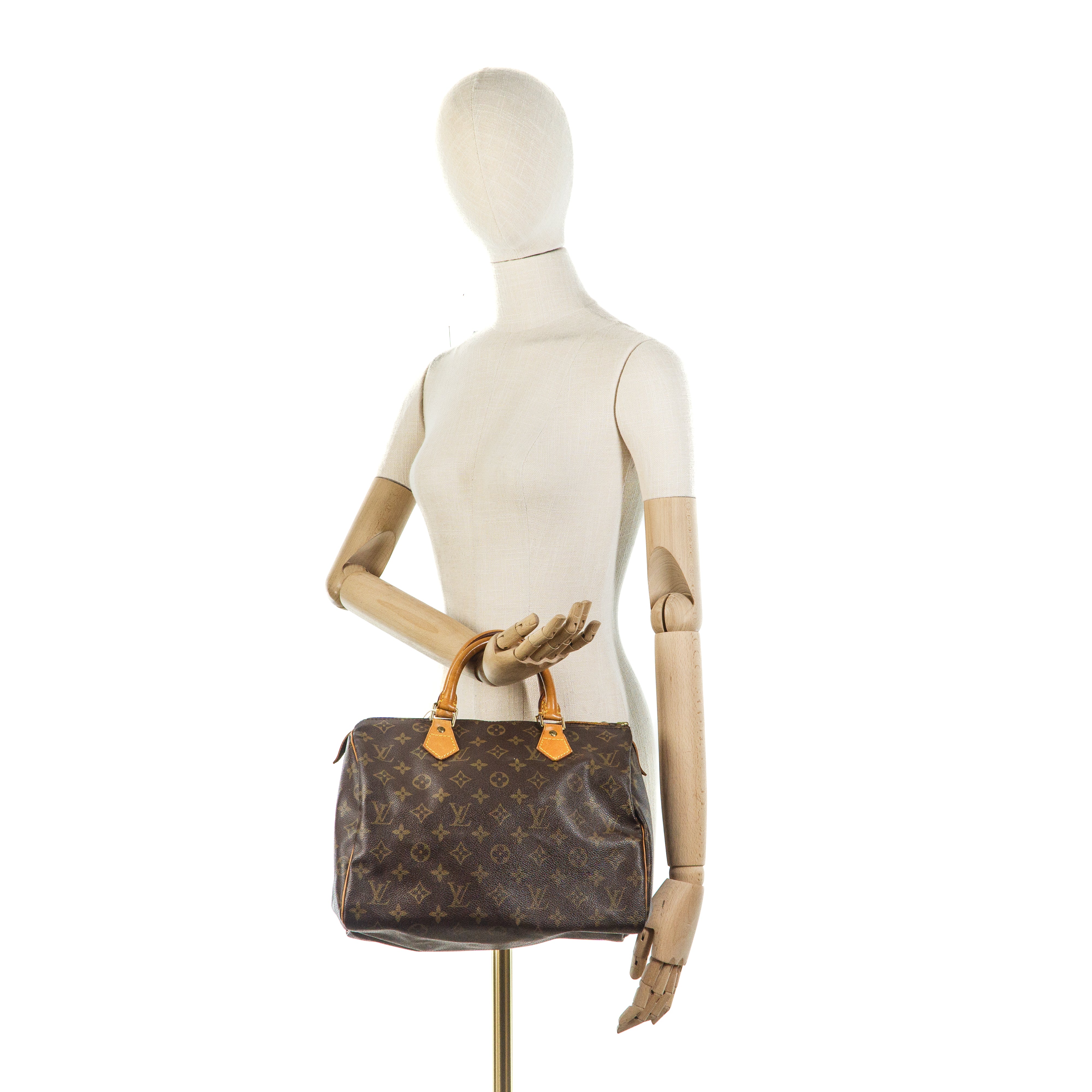 Auf was man beim Kauf einer vintage Tasche achten sollte! – Glück & Glanz  CGN GmbH
