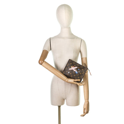 Toiletry Pouch 26