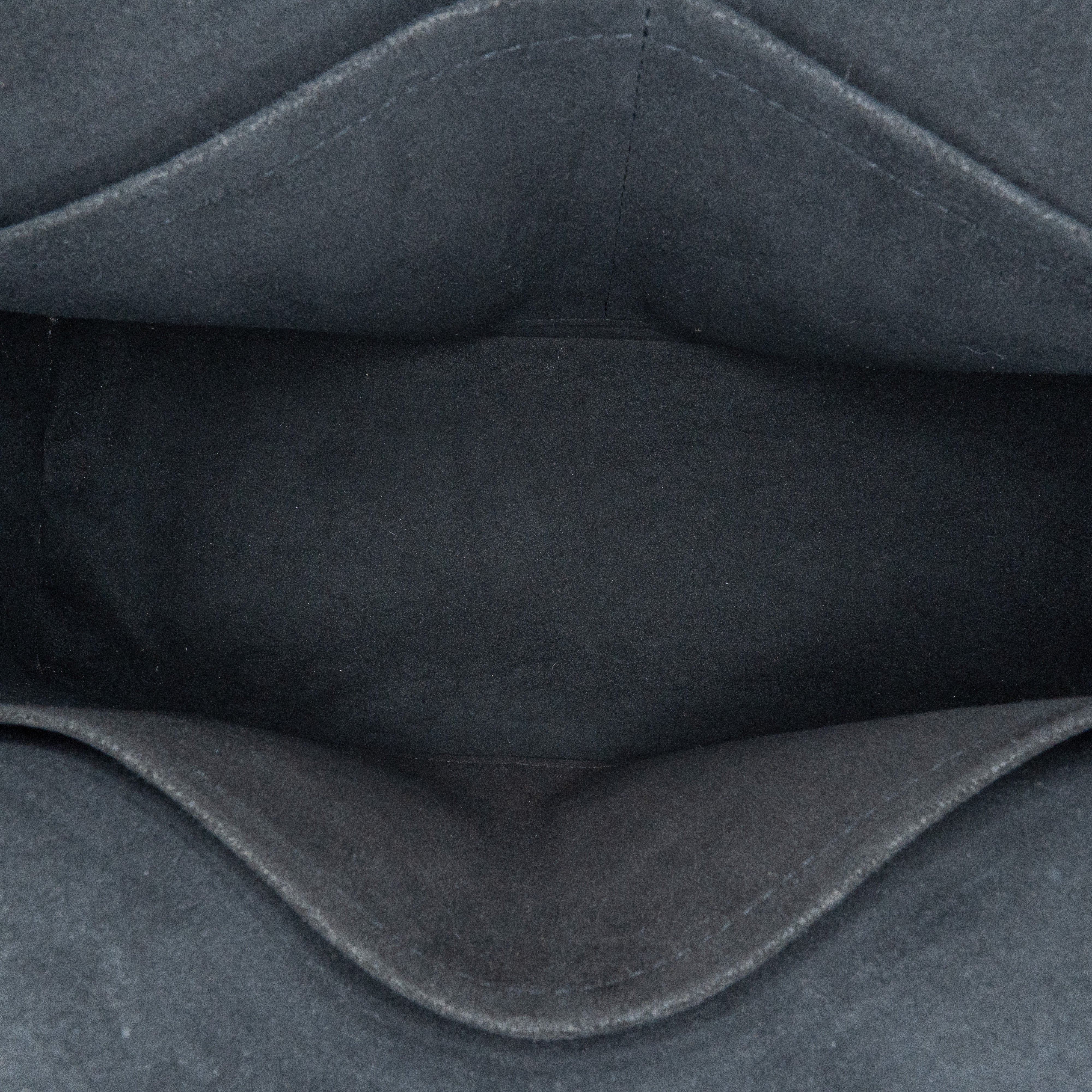 V Tote