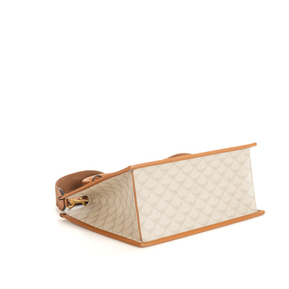 Aren Tote