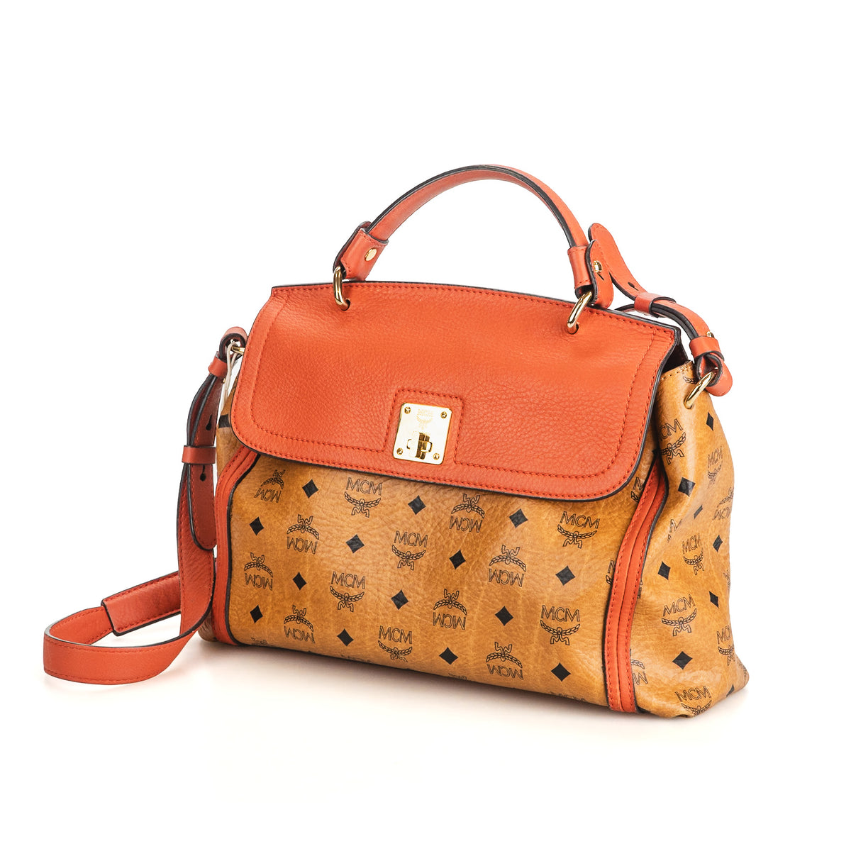 Bag with rivets