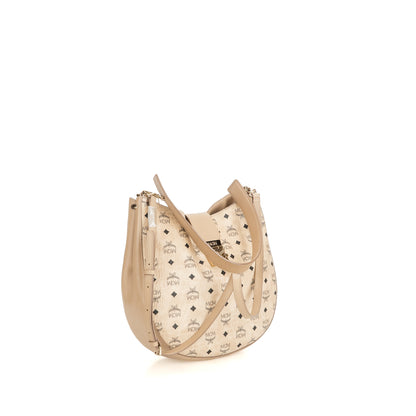 Patricia Hobo