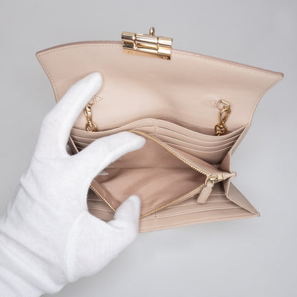 Patricia Crossbody Wallet