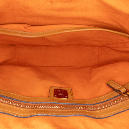 Patricia Hobo