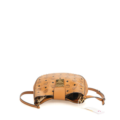 Patricia Hobo
