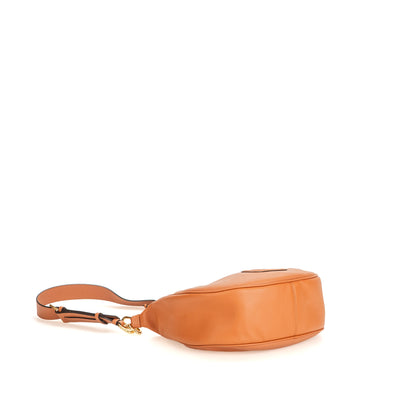 Travia Hobo