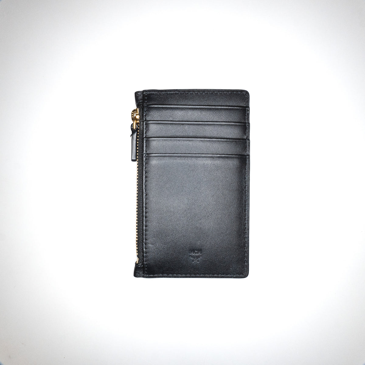 Travia Zip